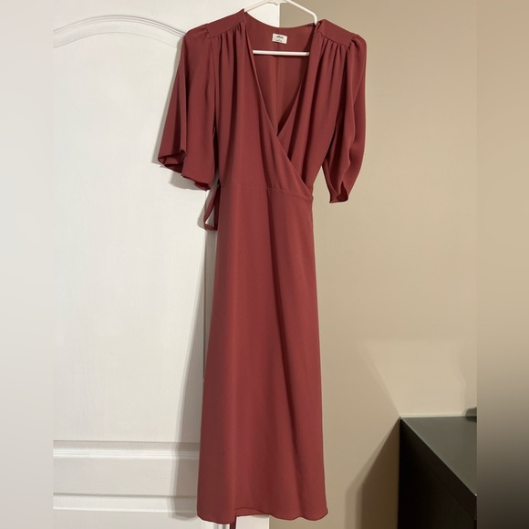 Aritzia rose coloured wrap dress! Worn twice. - Picture 3 of 4